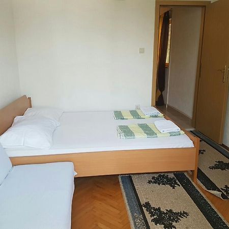 Brig Apartments Zivogosce Luaran gambar